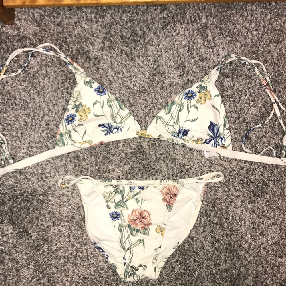 O’Neil bikini